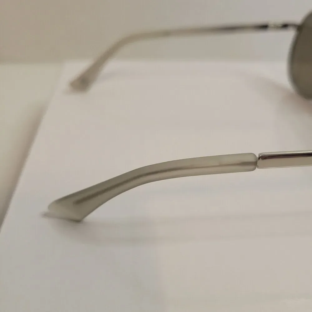 Foster Grant Modern Men’s Aviator Sunglasses Blue Tint Silver‎ Frame NWT